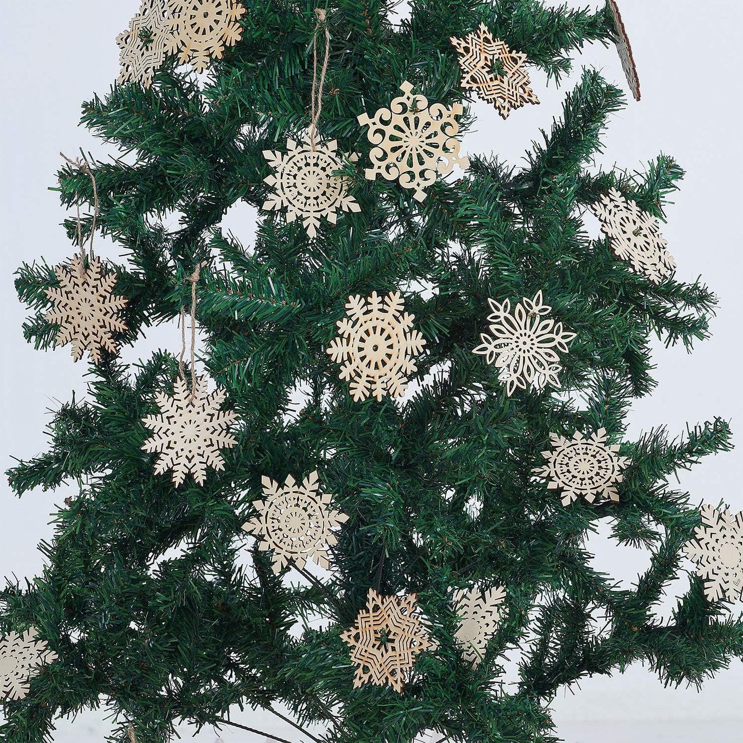 27Pcs Wooden Snowflakes Shaped Embellishments Hanging Ornaments for Christmas Decoration