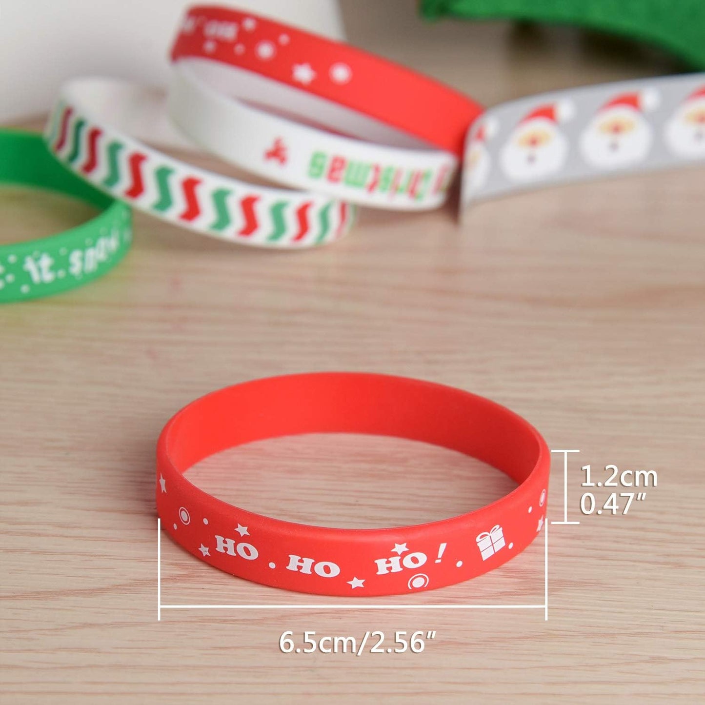 35 Pieces Christmas Wristband Silicone Wristbands Rubber Band for Christmas Party Decoration 7 Merry Xmas Patterns