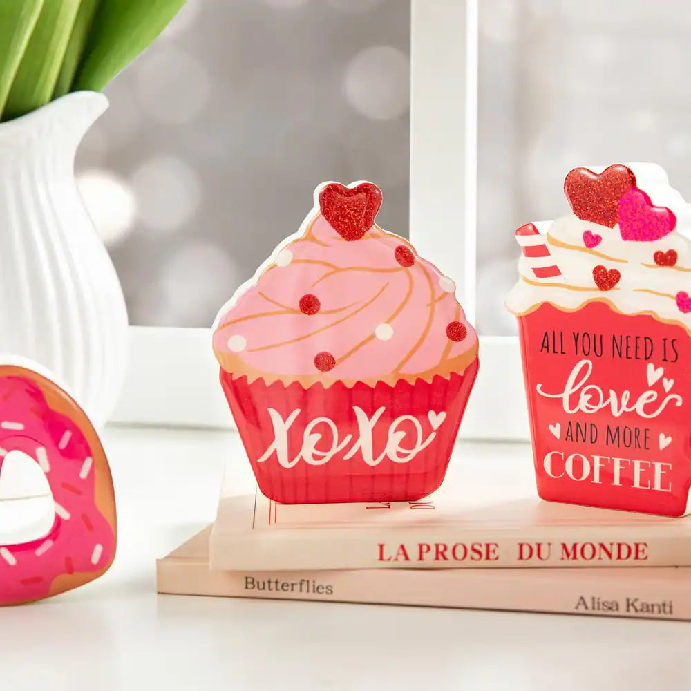 4.75 In. H Valentine'S Epoxy Wooden Cup Cakes and Heart Table Decor (Set of 4)