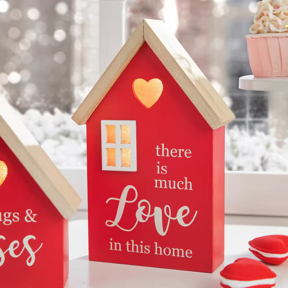 8.50 In. H Valentine'S Lighted Wooden House-Shaped Table Decor（Set of 2）